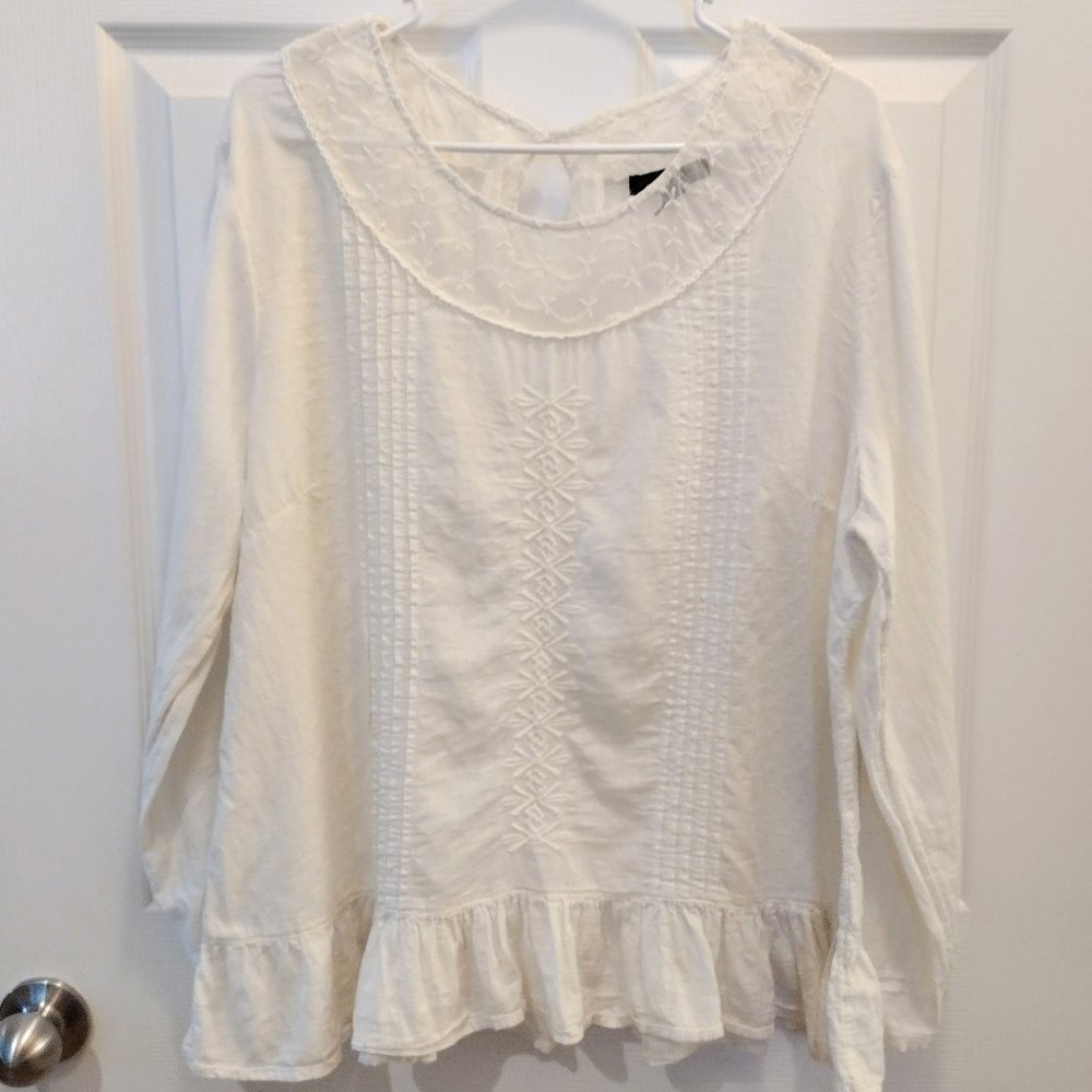 Sweet Magnolia - Ivory embroidered blouse - Women's XL